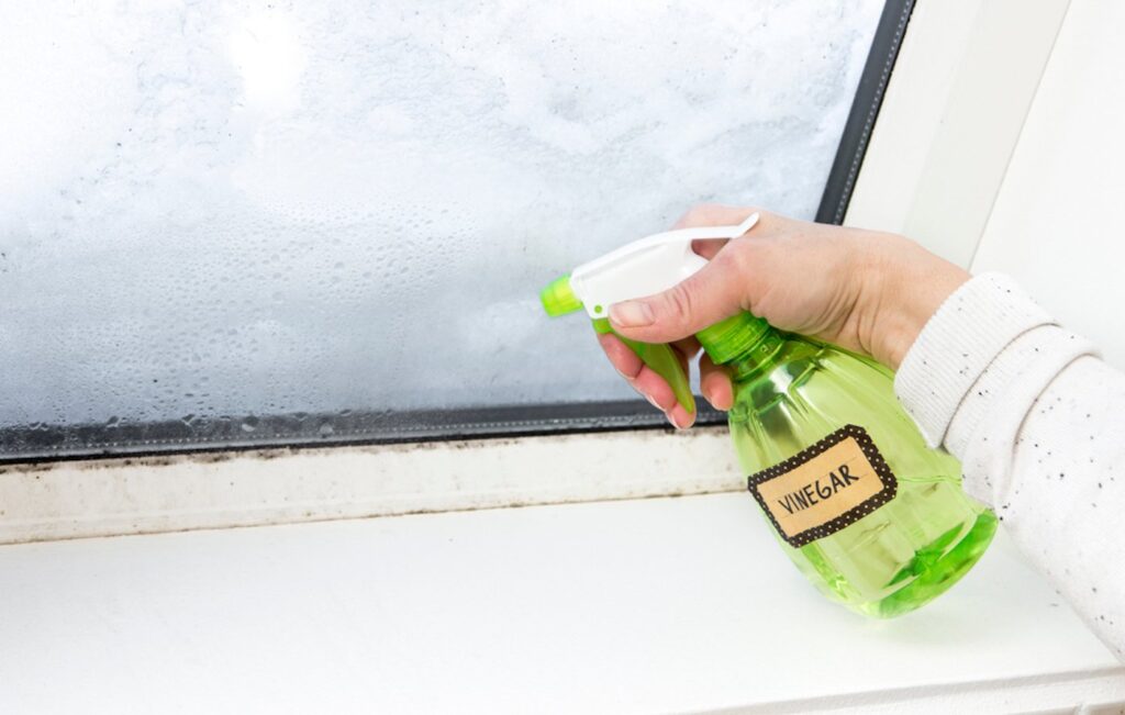 Using Vinegar to Clear Condensation
