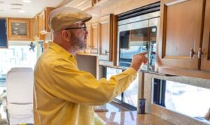 Read more about the article What Is the Best Microwave For A Caravan?