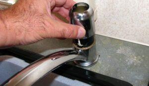 Read more about the article How to Easily Remove a Caravan Mixer Tap