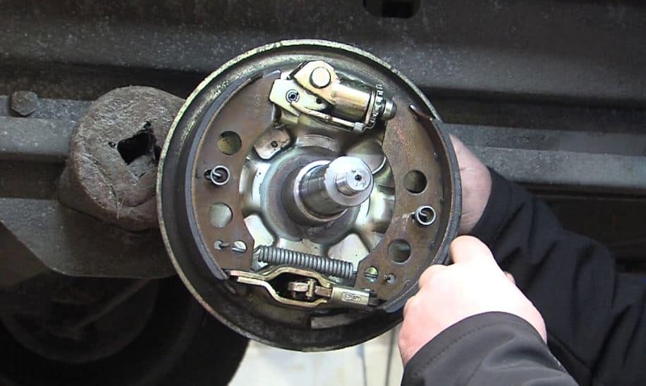 You are currently viewing How To Check Caravan Brakes
