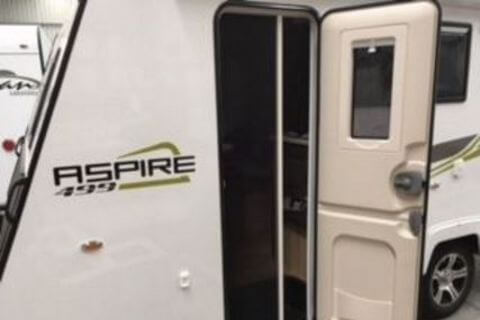 You are currently viewing How To Replace A Caravan Door