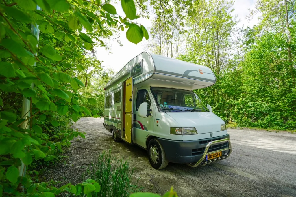 Read more about the article How to find free motorhome parking in Germany