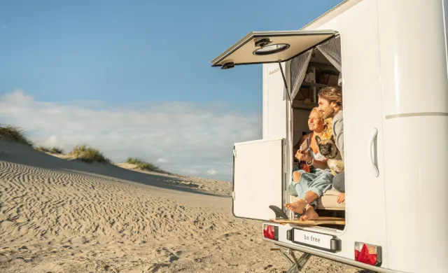 You are currently viewing How to Customise And Personalise Your Caravan Exterior